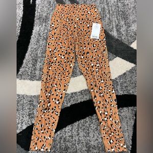 SAGE COLLECTION Cheetah Print Leggings